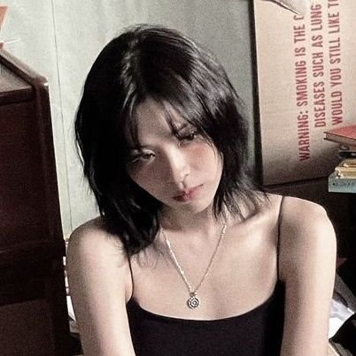 holissa4's profile picture. 