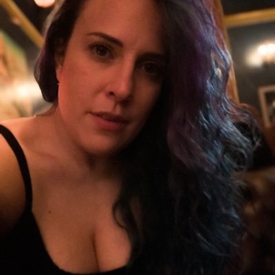 she/they | variety streamer | powerlifter | adhd