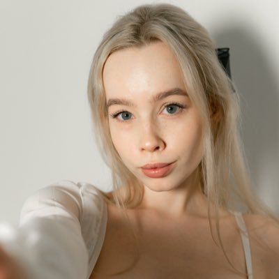 Hello guys! I'm Fansly and webcam model and I happy to see you here 💞 Welcome to my page, guys! SUBSCRIBE TO MY FANSLY TO SEE MORE 🔥