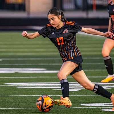 Aledo HS class of 2027 | Storm FC #17 | 
ECNL-RL soccer | 
Striker, Midfield

https://t.co/HzE00NgYs2