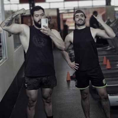 Baterista arrepentido.. Clasificador de Barrotes y Espinillas.. Me hicieron una prueba de inteligencia... salió negativa. [E-164]