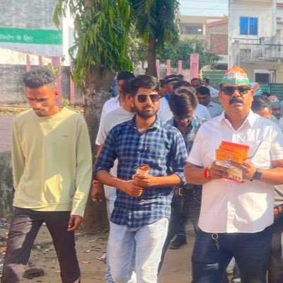 State executive member @iycmadhya | ex president~NMV College @NSUI | president~sarv swarnkar mahasanghthan, youth | Tweets personal | RT ≠ endorsement