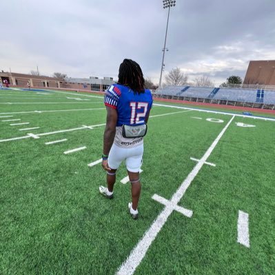 Attend Hutchinson community college🔴/weight 205/ Height 6’2/position SS💫.