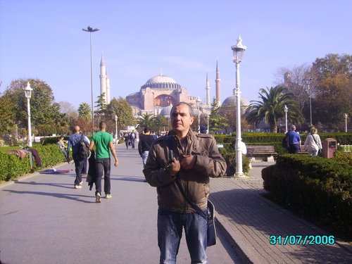 giuseppeconte65's profile picture. 