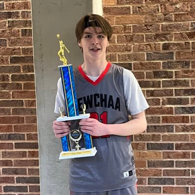 Homeschool 27' | 6'4” Forward | NEWCHAA | De Pere, WI.