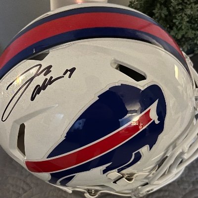 BMafia1982's profile picture. Collecting Bills (pc Kincaid, Allen) @ 76ers #Billsmafia