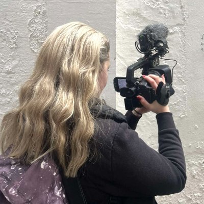 Filmmaker | Video Editor
Instagram: https://t.co/zY36sJu7PL
Linkedin: https://t.co/heiuelVIqg