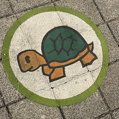 livesinhongje's profile picture. 눈팅용