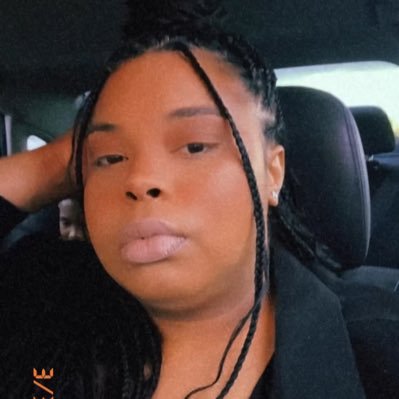 _saysAshe's profile picture. …. here to talk my shit 😂