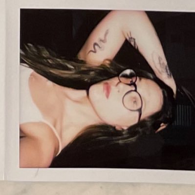 vivalalau's profile picture. where bimbos can roam free