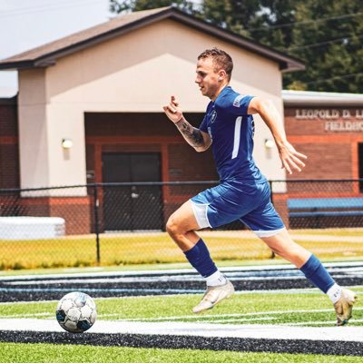 FrancoIsra21's profile picture. francoisrael03@gmail.com  Graduate in 2025