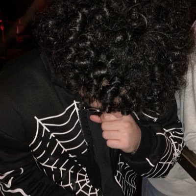 moudo40O's profile picture. weapon