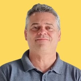 A tecnologia está em minha vida por mais de 20 anos, bem como o marketing que une os sonhos com a realidade.