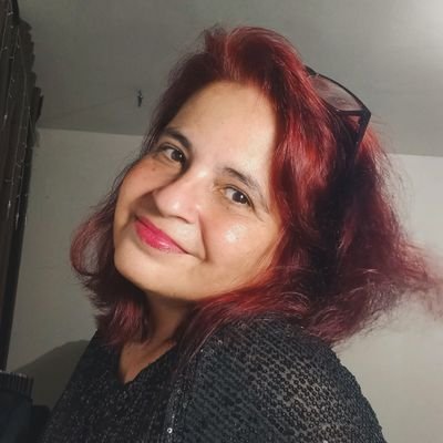 NÃO TEMO IMITADORES!
.
Colecionadora de casos assombrados e crimes ! HQs de terror
.
•Terror Pernambucano na literatura fantástica
•Fã de café! (dela/ela)