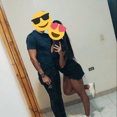 Somos una pareja de Caracas en busca de personas con gustos similares a los nuestros.
Ella 28a, El 33a ❤️🔥.
