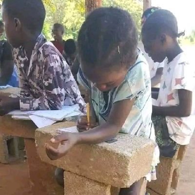 Why do Naija leaders care so so little.........
Madrista and blues 💙