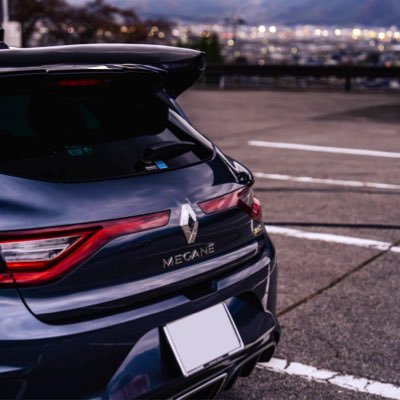 RM5M3's profile picture. はじめまして！ルーテシアRS→トゥインゴS →メガーヌRSルノー乗りの方、車好きな方無言フォローしますが、すみません。 是非よろしくお願い致します！ 山梨県よりメガーヌ4専門の洗車屋さん始めました！