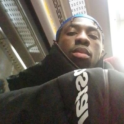 simpleasebisee2's profile picture. Winning 🌟