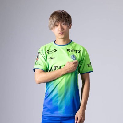 YSCC 21横浜 →湘南ベルマーレ19多くの人を幸せにする選手になる