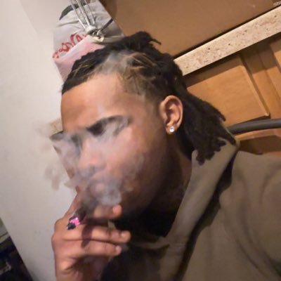 VitoGuapo's profile picture. ‼️NEW TWITTER‼️ IF YOU DON’T FOLLOW ME DIE BITCH #LONGLIVELILBO 👼🏽💔🧸💫