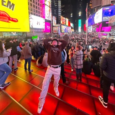 Freddylastkings's profile picture. RIP MDJL💙❤️  IG - xfreddyo