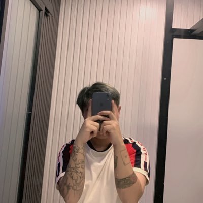 tobi797979's profile picture. @meomeosn_05 chồng bóp đít cái