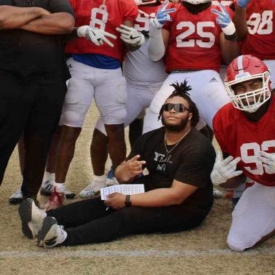 🇳🇬 1963 🏹| Assistant Defensive Line Coach @ The University of West Georgia 🏈 | Nursing 🩺 | 1 Timothy 5:8