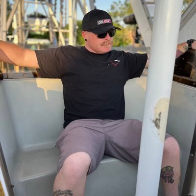 bjholloway10's profile picture. 