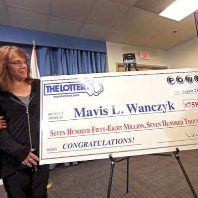 I’M Mrs. Mavis Wanczyk, the mega winner of $758,7000.000 Million in Mega Millions Jackpot, I’m donating $100,000.00 to my first 2k followers