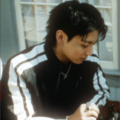 iiiii_7e's profile picture. 