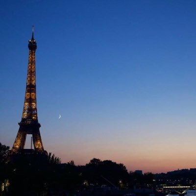 Colab_10's profile picture. Football Addict⚽️|| @LFC❤️|| I hate @ManUtd || Inside Hood Sport Analyst🙄 || #YBNLMafia