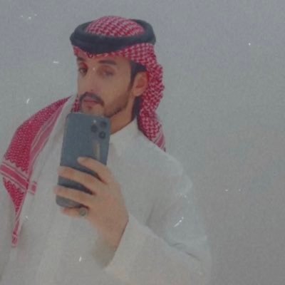 خلك مثل فضل السحايب على القاع تعطي ولاتاخذ من القاع حاجه