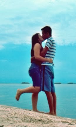 16 anos, Estudo, familia&amigos, Extrovertido, Romantico, DEUS ♥ / Não sou nada sem a @PaamelaThays pra me completar s2'