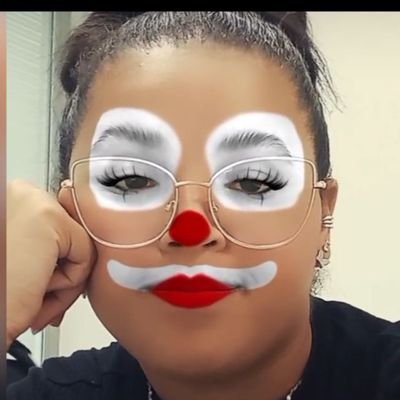 Estou no twitter pra reclamar mesmo, se fosse pra comemorar estaria em algum bar por aí!!