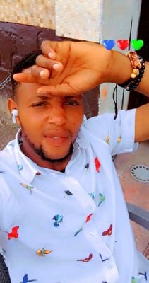 JBofosa53513's profile picture. Christ en nous l'expérience de la gloire