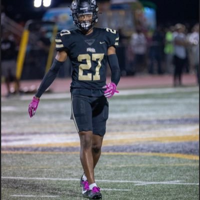 God’s Child /Northwest Rankin highschool / 3.8 GPA /co 2025/ 6’0, 170 ,/ DB ,ATH🥷🏽 / @meshacademy 7v7 / @supermax100_ / 📲 yngrabee@gmail.comAGTG✝️