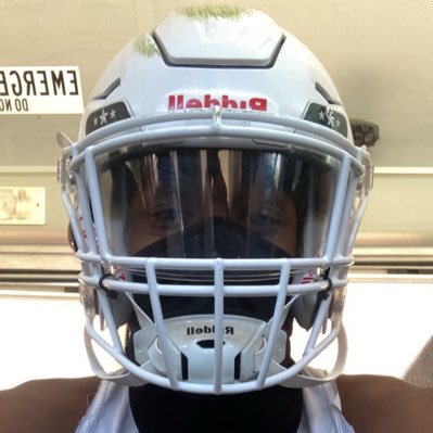 Lake Worth Highschool C/O 2027 , 5’7 130 WR ATH kaidenb250@gmail.com Slow Feet Don’t Eat