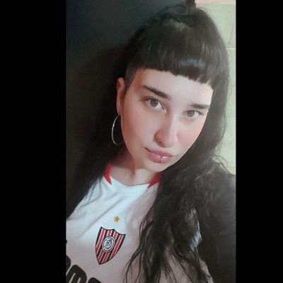 Club Atlético Chacarita Juniors ⭐ 🇾🇪
🦇 Mentirosa melodramática 🦇
En la distancia miramos la misma Luna 🌙