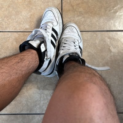 SoxxxGuy's profile picture. Come to see muy socks and feet… any ideas? 🧦