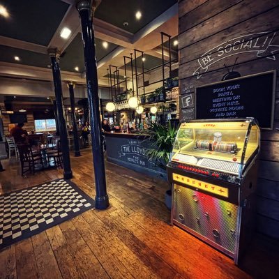 TheLloydsChorl's profile picture. Under new management. BIG changes coming - 0161 241 8570