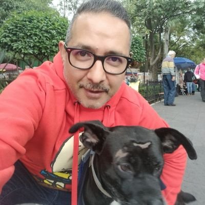 Reportero, editor, entrevistador, creador de contenido, entretenimiento y estilo de vida.