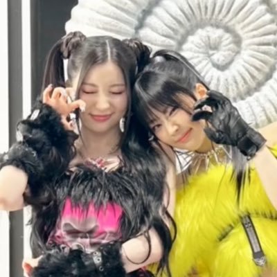 Page dedicated to post videos & photos of Ruka🦥 & Asa🐰 from BabyMonster // fan account