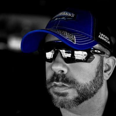 Backup account of @TheLoneWolf_NFB. Member of #BroncosCountry for 37 years. #NASCAR Bowman #48 #NFB Dale Jr #88 #TexasHockey NO POLITICS!!