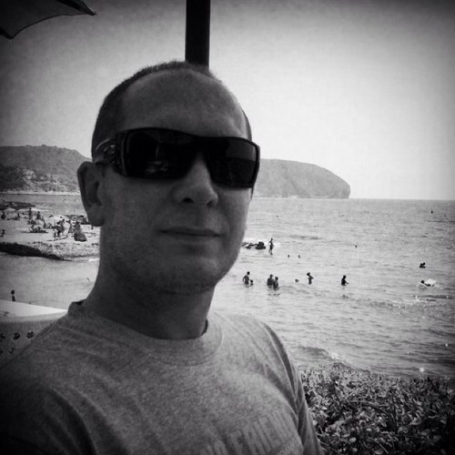 WayneKirkPhoto's profile picture. South African living on the Essex coast . Passionate about the ocean