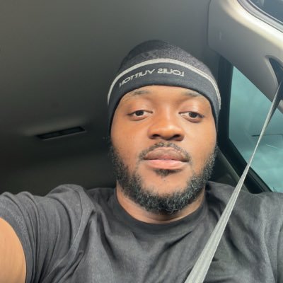 jimzavelli's profile picture. 