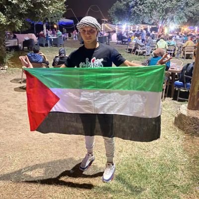 ⚔️اتتوعدنا بما ننتظر يابن اليهودية ⚔️

مصري بدم فلسطيني🇵🇸✌️
غزه🇵🇸
((رحم الله امرئ عرف قدر نفسه👌))