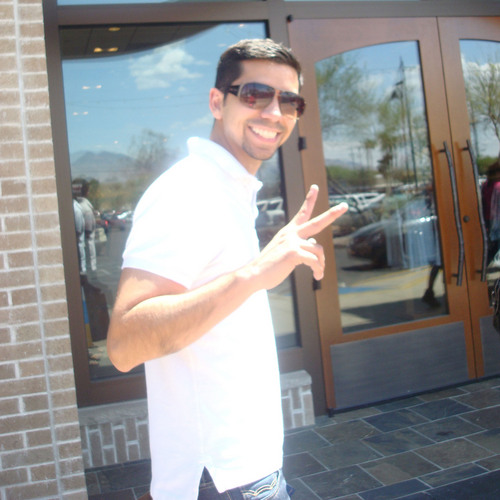 Esposo de @YeelRodriguez
Padre de Caleb
Software developer de profesion.