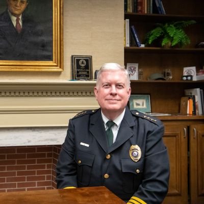 @DeltaState ChiefofPolice;
@TheIACP UC GeneralChair; @IACLEA_members Board; 
MSLEAC Comr;
MSCLEA P-Pres;
Integrity&Service;
Christian;
tweets=personal opinion