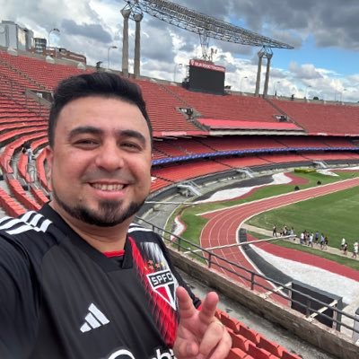 CoutinhoTh6996's profile picture. 