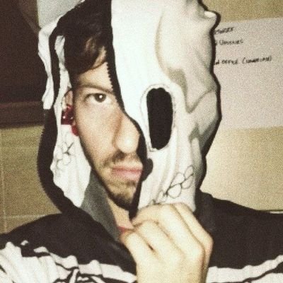 I am a horny 23yr old
I like porn
I'm trans MTF
I am pansexual
I like big dicks
Uhm yeah
I adore 21 pilots